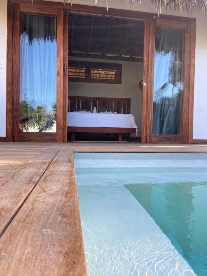 Tiki Pool's * Fortim