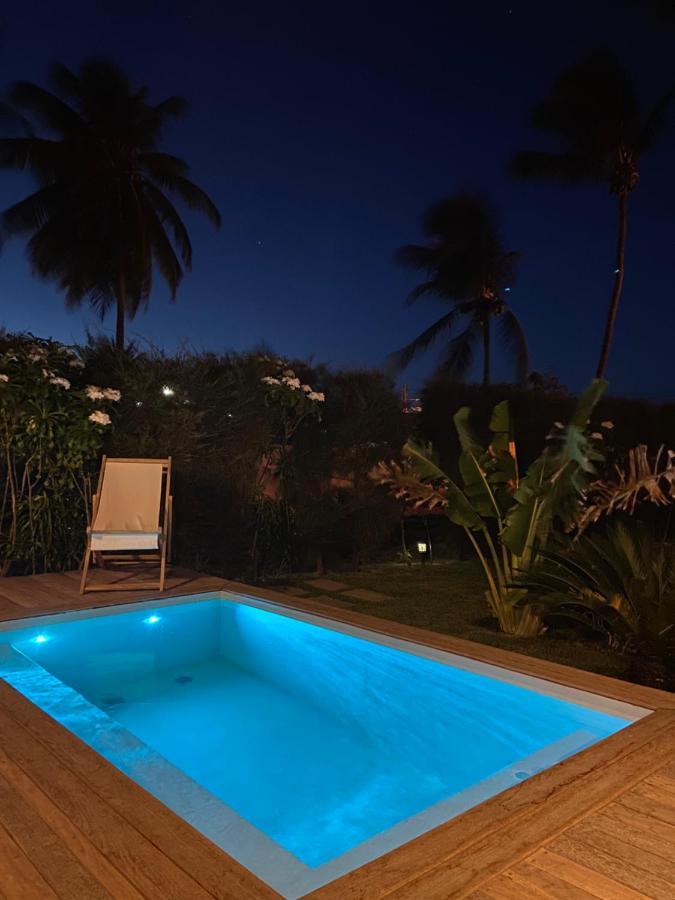 Tiki Pool's * Fortim