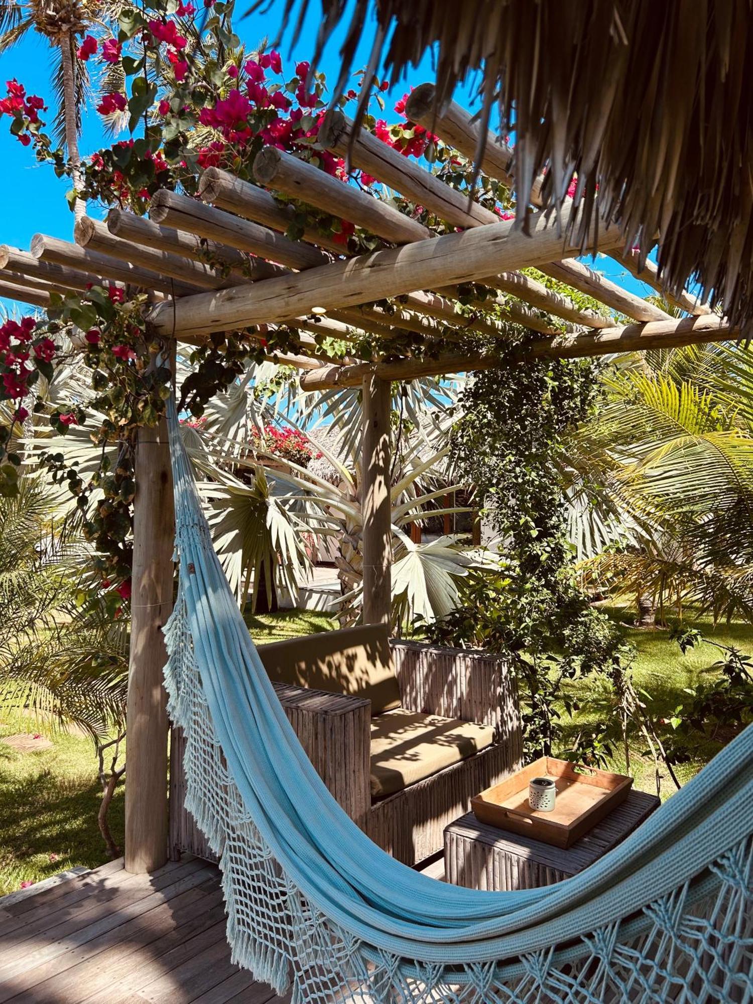 Tiki Pool's * Fortim